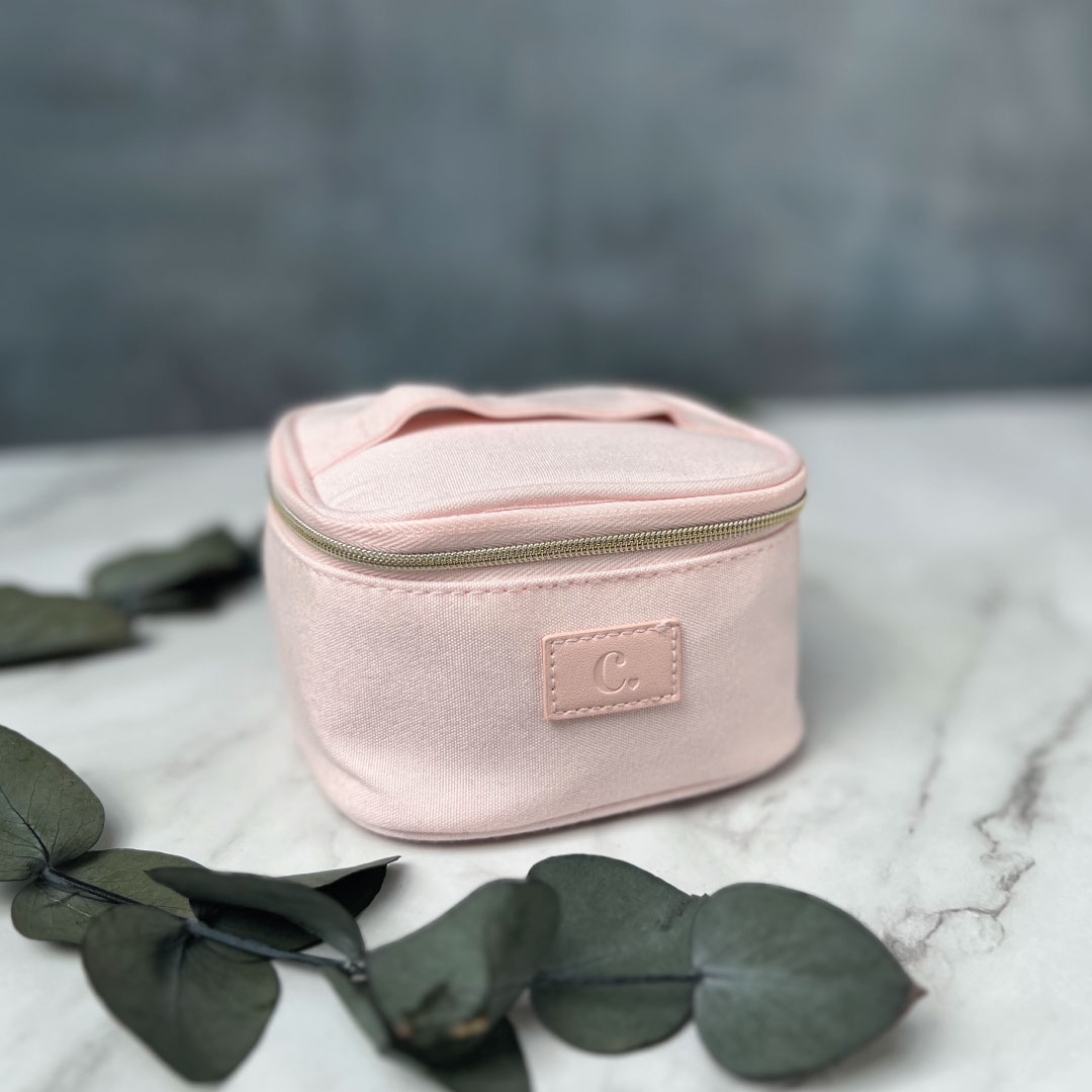 Trousse rose carrée